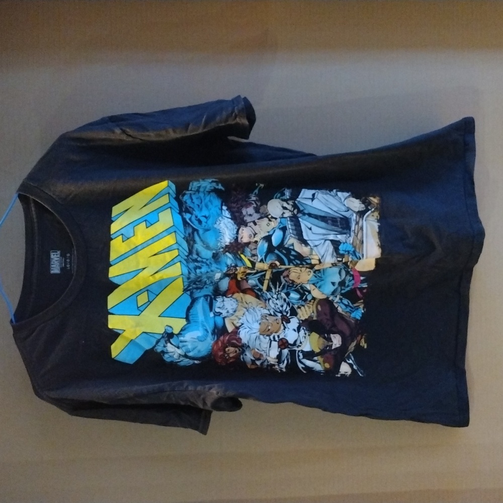 Marvel's X-Men graphic shirt size kids L